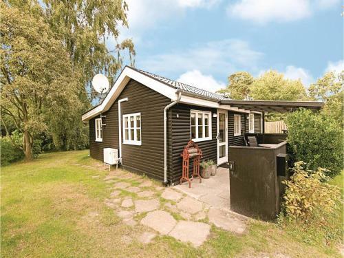 Three-bedroom Holiday Home In Nexo