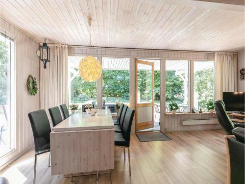 Three-bedroom Holiday Home In Nexo