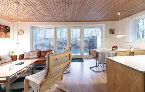 Three-bedroom Holiday Home In Nexo