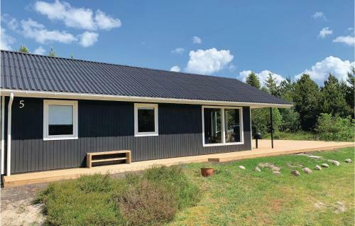 Three-bedroom Holiday Home In Saby