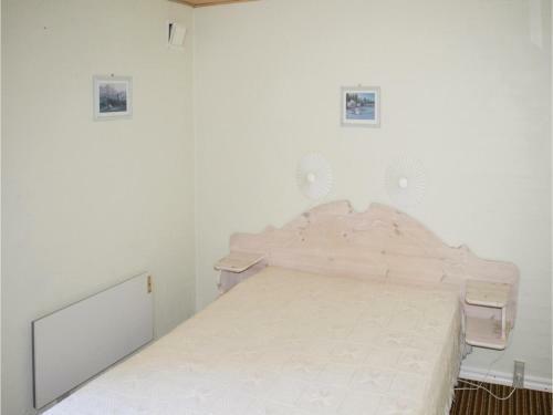 Three-bedroom Holiday Home In Saby