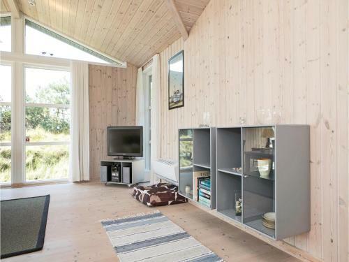 Three-bedroom Holiday Home In Saltum