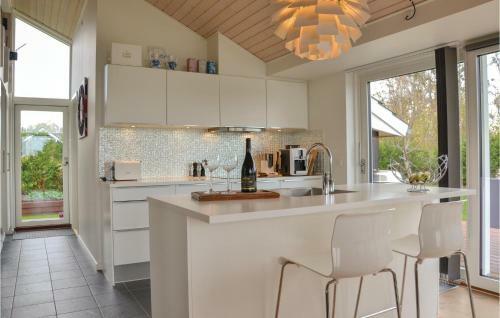 Three-bedroom Holiday Home In Skibby