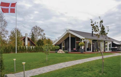Three-bedroom Holiday Home In Skibby