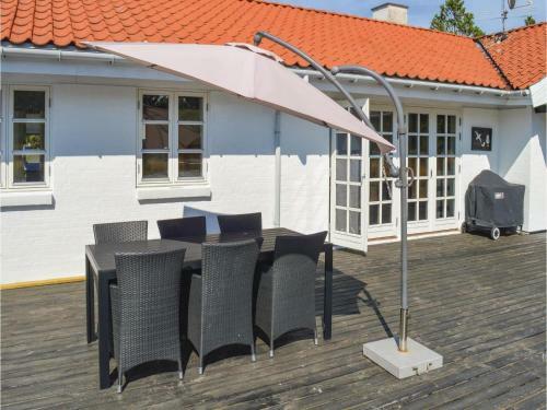 Three-bedroom Holiday Home In Strandby