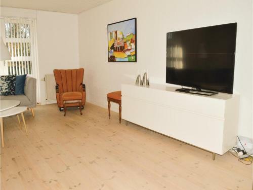 Three-bedroom Holiday Home In Strandby