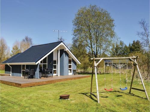 Three-bedroom Holiday Home In Strandby