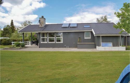 Three-bedroom Holiday Home In Vejby