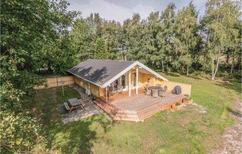 Three-bedroom Holiday Home In Aakirkeby