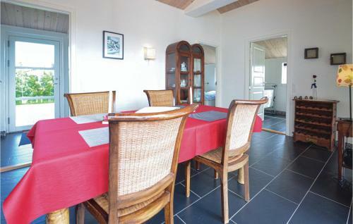 Three-bedroom Holiday Home In Vestervig