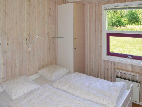 Three-bedroom Holiday Home In Albak
