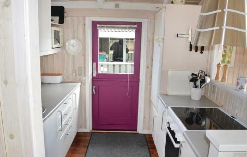Three-bedroom Holiday Home In Albak