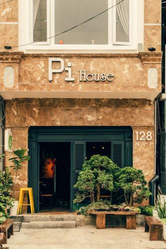 Hotel Pi House