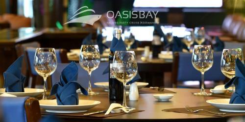 Oasis Bay Party Cruise