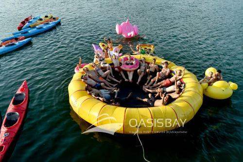 Oasis Bay Party Cruise