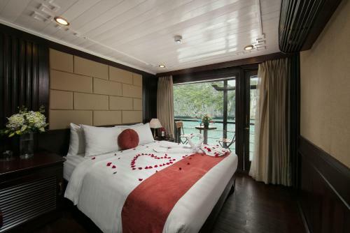 Halong Majestic Legend Cruise