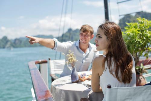 Secret Halong Cruise