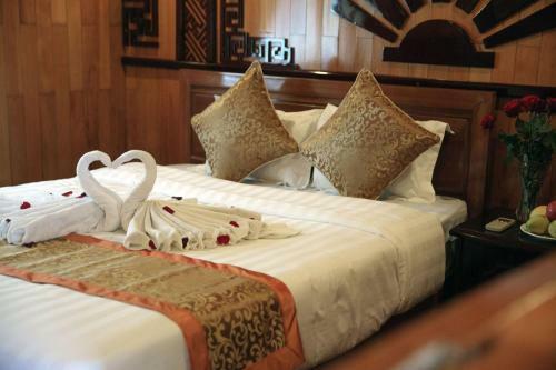 Halong Golden Bay Legend Cruise