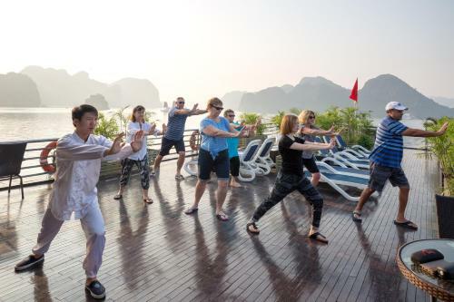 Halong Sparrow Cruise