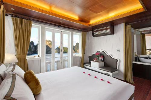 Halong Sparrow Cruise