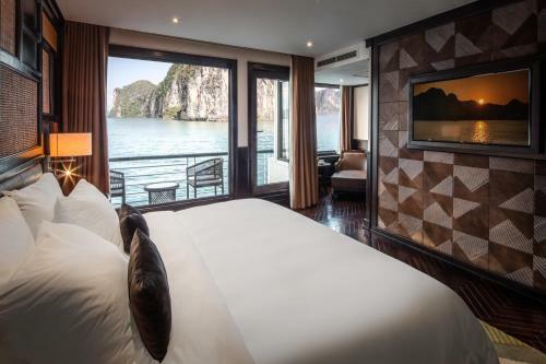 President Cruises Halong