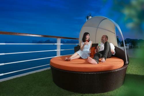 Mon Ch�ri Cruises