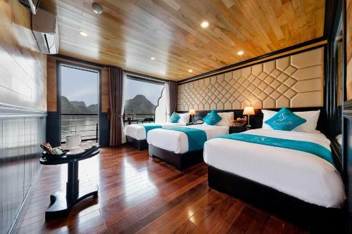 Halong Serenity Cruises