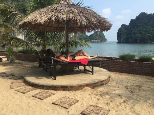 Halong Sapphire Cruise