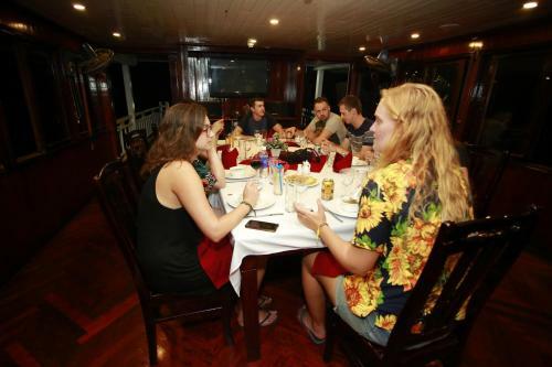 Sunlight Boutique Cruise