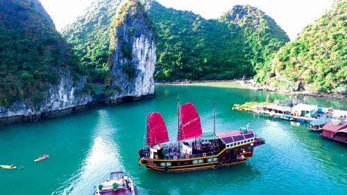 Sunlight Boutique Cruise