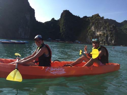Renea Cruises Halong