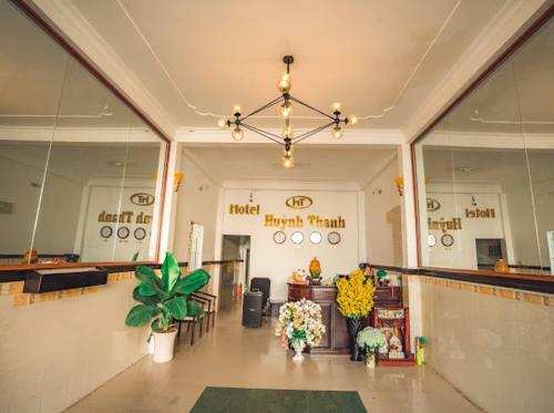 Hotel Khach San Hu?nh Thanh