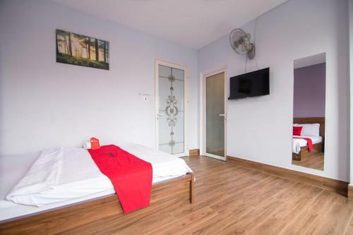 Hotel Reddoorz Near Nha Tho Con Ga