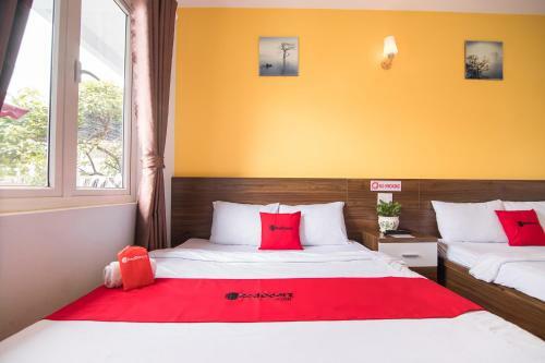 Hotel Reddoorz Near Nha Tho Con Ga