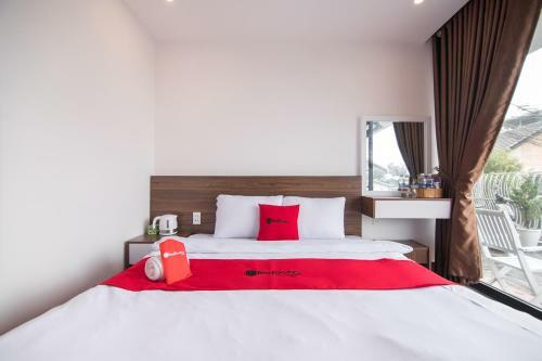 Hotel Reddoorz Near Nha Tho Con Ga