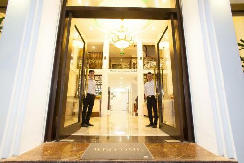 Hanoi Old Quarter Hotel