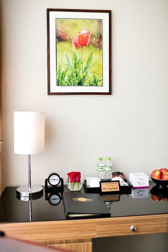 Golden Moon Suite Hotel