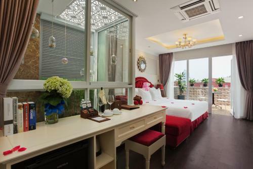 Luxury Old Quarter Hotel & Gym
