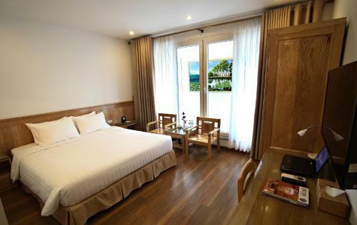 Blue Hanoi Hotel