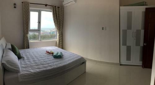 Blue Sea View Apartment