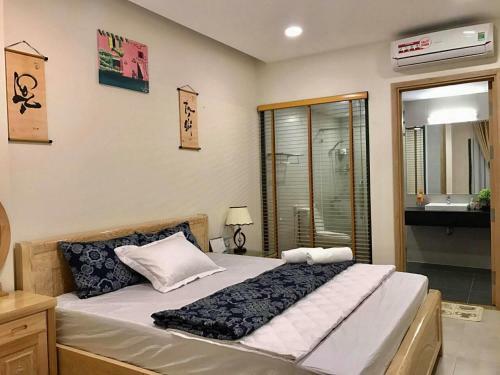 Blue Sapphire Sea View Apartment