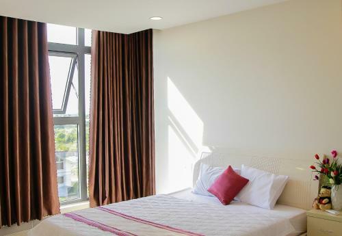 Blue Sapphire Sea View Apartment