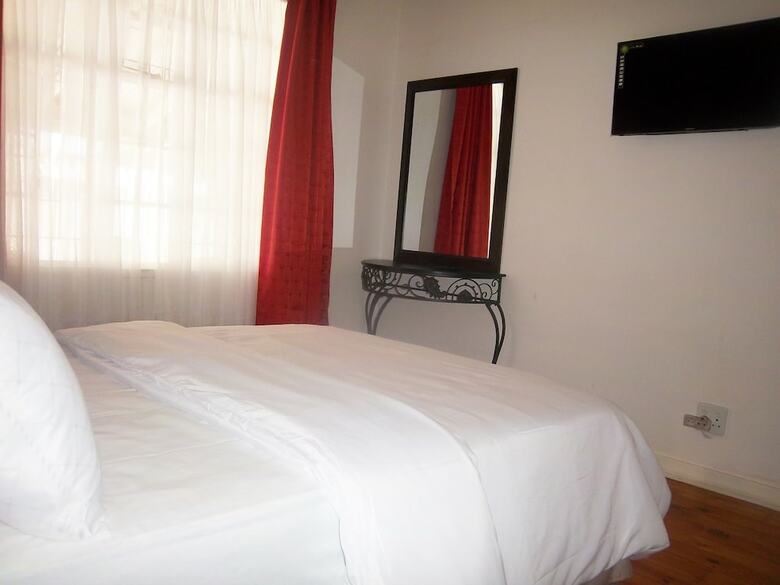 Bed & Breakfast Franchise Guest House