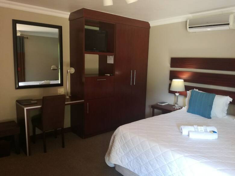 Hostal Belmont Guesthouse