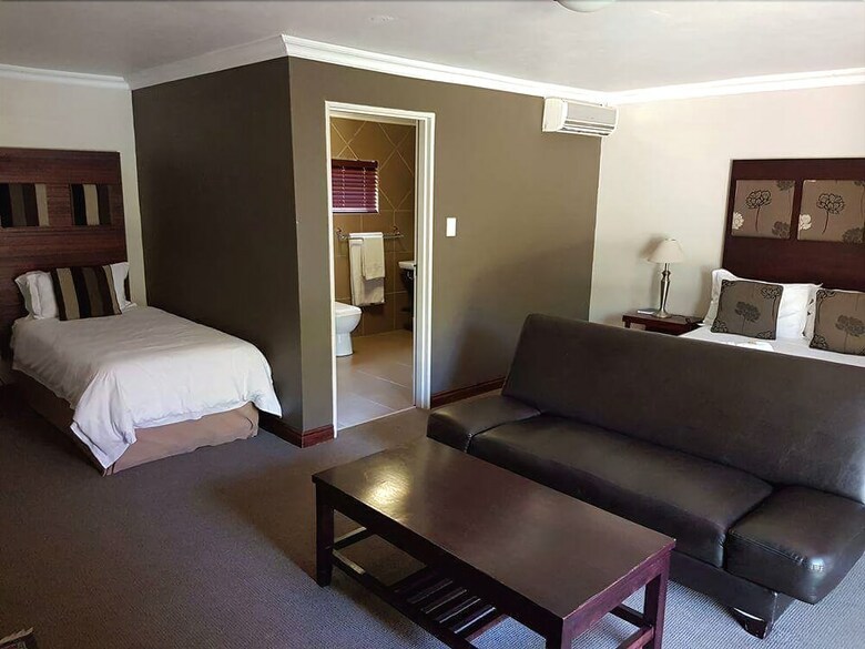 Hostal Belmont Guesthouse