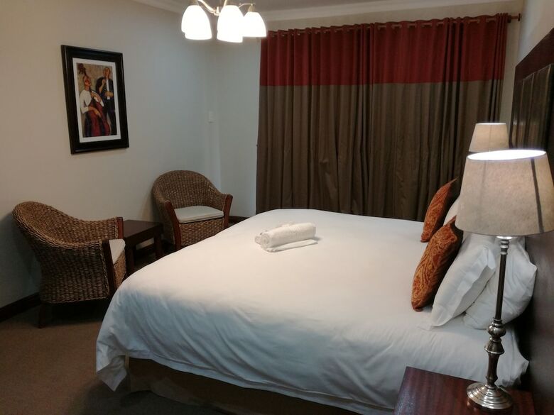 Hostal Belmont Guesthouse