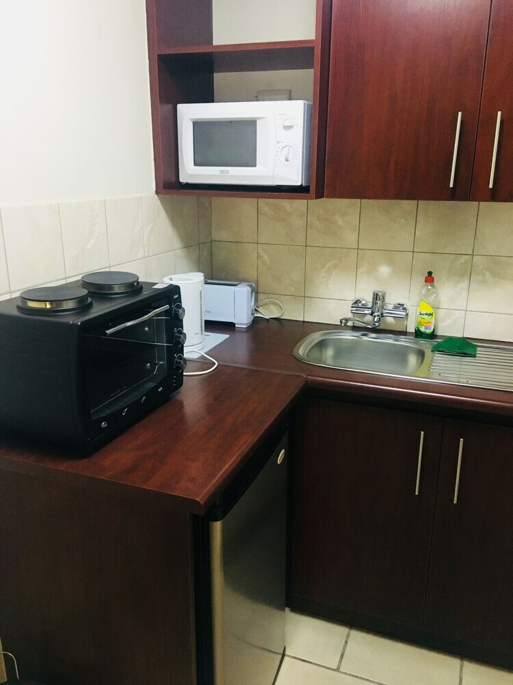 Hostal Belmont Guesthouse