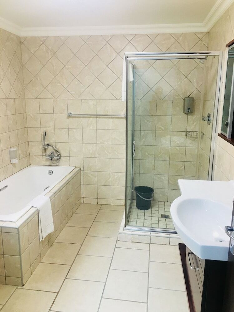 Hostal Belmont Guesthouse