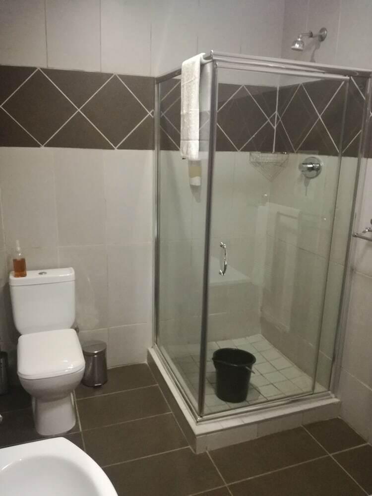 Hostal Belmont Guesthouse