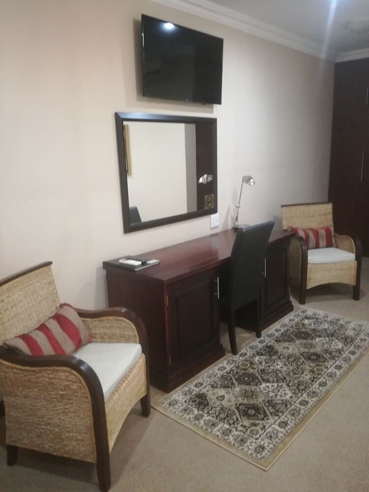 Hostal Belmont Guesthouse